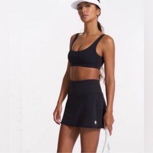 Vuori Volley Skirt regular length sz Medium